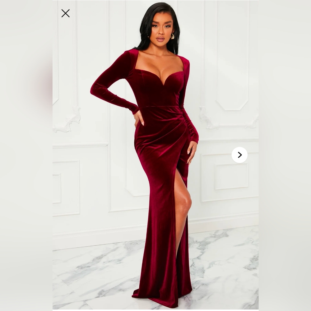 Elevated Party Velvet Maxi Dress - Burgundy